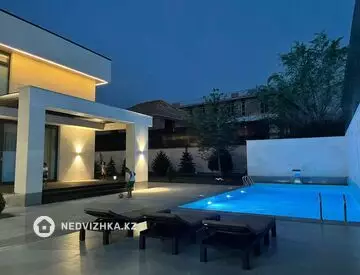 7-комнатный дом, 15 соток, 800 м², миниатюра 1
