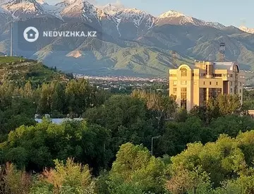 3-комнатная квартира, этаж 7 из 10, 82 м², миниатюра 12