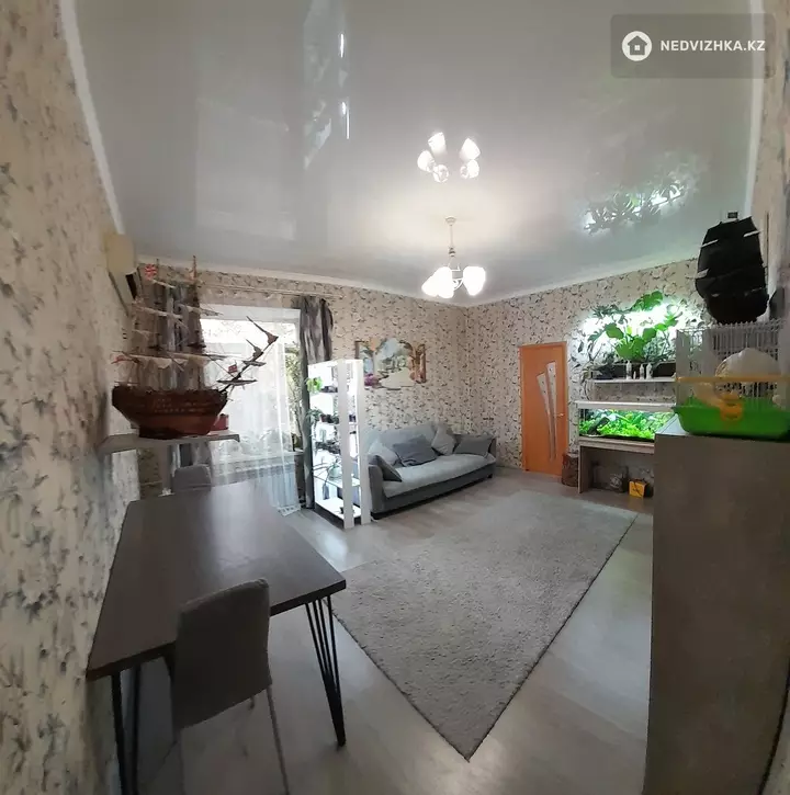 3-комнатная квартира, 72 м², фотография 2