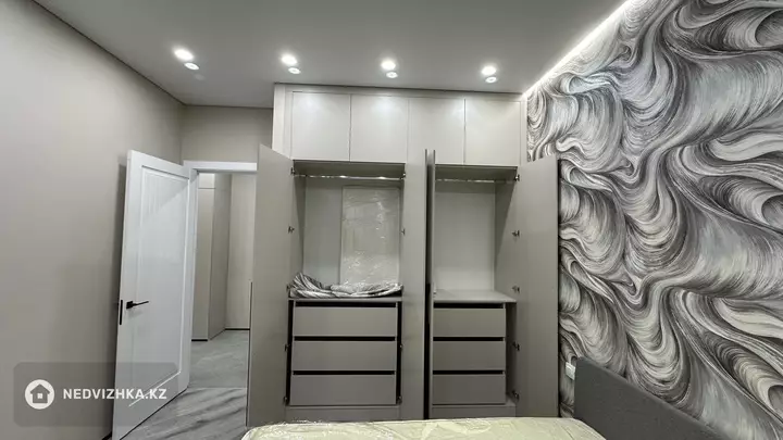 2-комнатная квартира, этаж 8 из 9, 50 м², На длительный срок, фотография 4