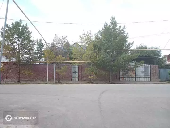 5-комнатный дом, 16 соток, 320 м², фотография 4