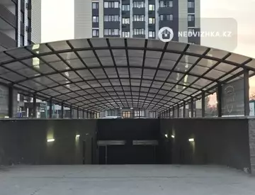 2-комнатная квартира, этаж 11 из 13, 56 м², миниатюра 3