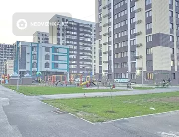 2-комнатная квартира, этаж 11 из 13, 56 м², миниатюра 6