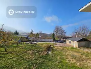 6-бөлмелі үй, 28 соттық, 180 м², 4-нобай