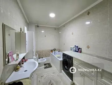 8-бөлмелі үй, 10 соттық, 463 м², 11-нобай