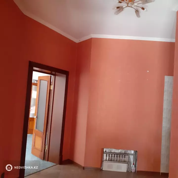 5-комнатный дом, 7 соток, 170 м², фотография 2