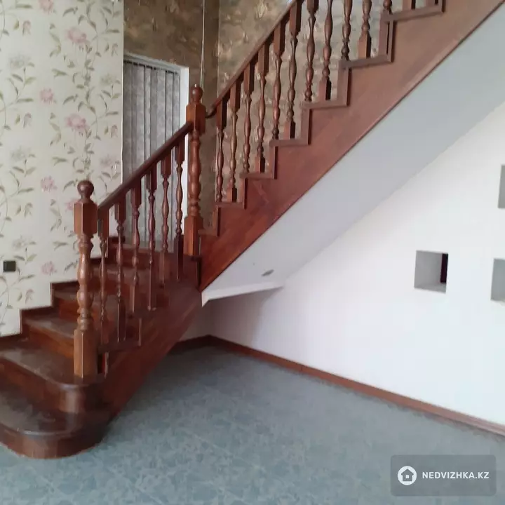 5-комнатный дом, 7 соток, 170 м², фотография 4