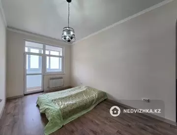 2-комнатная квартира, этаж 7 из 17, 67 м², миниатюра 10