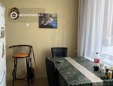 2-комнатная квартира, этаж 3 из 9, 60 м², миниатюра 4