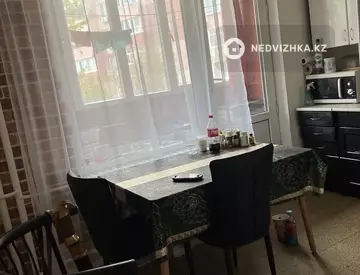 2-комнатная квартира, этаж 3 из 9, 60 м², миниатюра 3