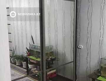 3-комнатная квартира, этаж 4 из 9, 60 м², миниатюра 7