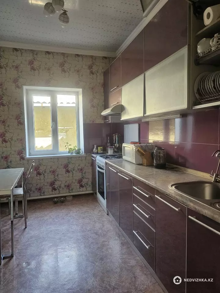 8-комнатный дом, 8 соток, 147 м², фотография 3