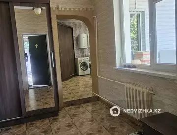 8-комнатный дом, 8 соток, 147 м², миниатюра 1
