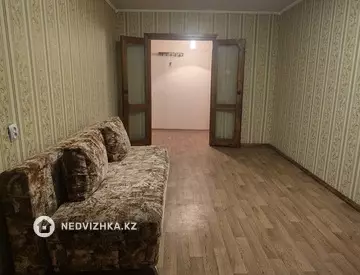 3-комнатная квартира, этаж 7 из 9, 70 м², На длительный срок, миниатюра 2