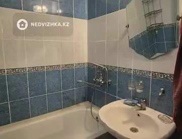 3-комнатная квартира, этаж 7 из 9, 70 м², На длительный срок, миниатюра 9