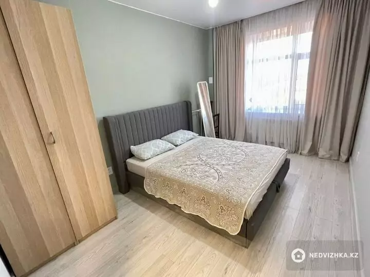 64 м², 3-комнатная квартира, этаж 8 из 9, 64 м², изображение - 1