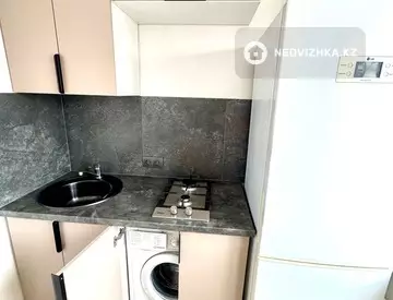 3-комнатная квартира, этаж 5 из 5, 60 м², Посуточно