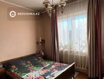 4-комнатная квартира, этаж 5 из 5, 80 м²