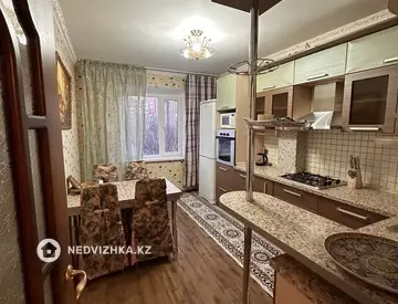 80 м², 4-комнатная квартира, этаж 4 из 5, 80 м², изображение - 2