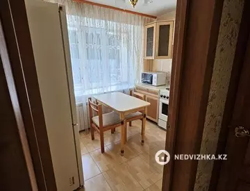 2-комнатная квартира, этаж 2 из 5, 40 м²