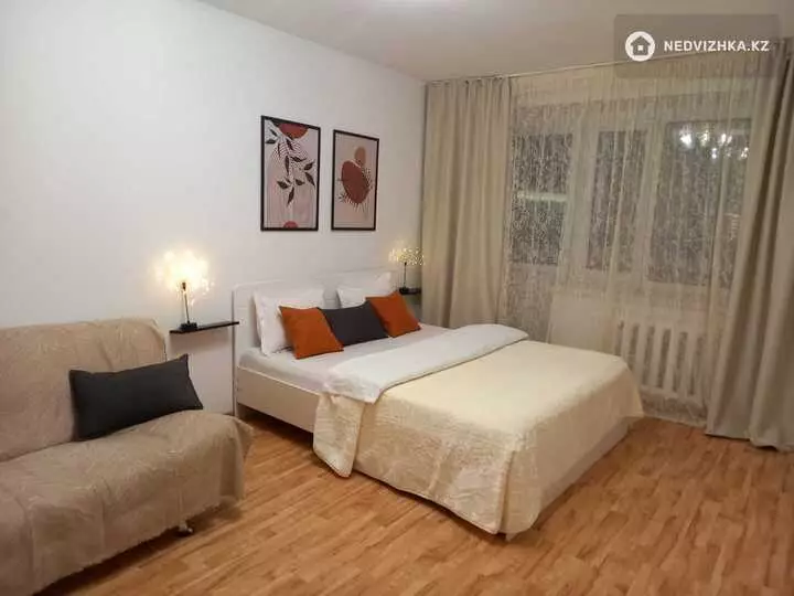 50 м², 2-комнатная квартира, этаж 8 из 9, 50 м², посуточно, изображение - 1