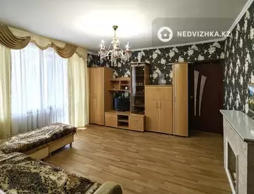 4-комнатная квартира, этаж 10 из 10, 75 м²