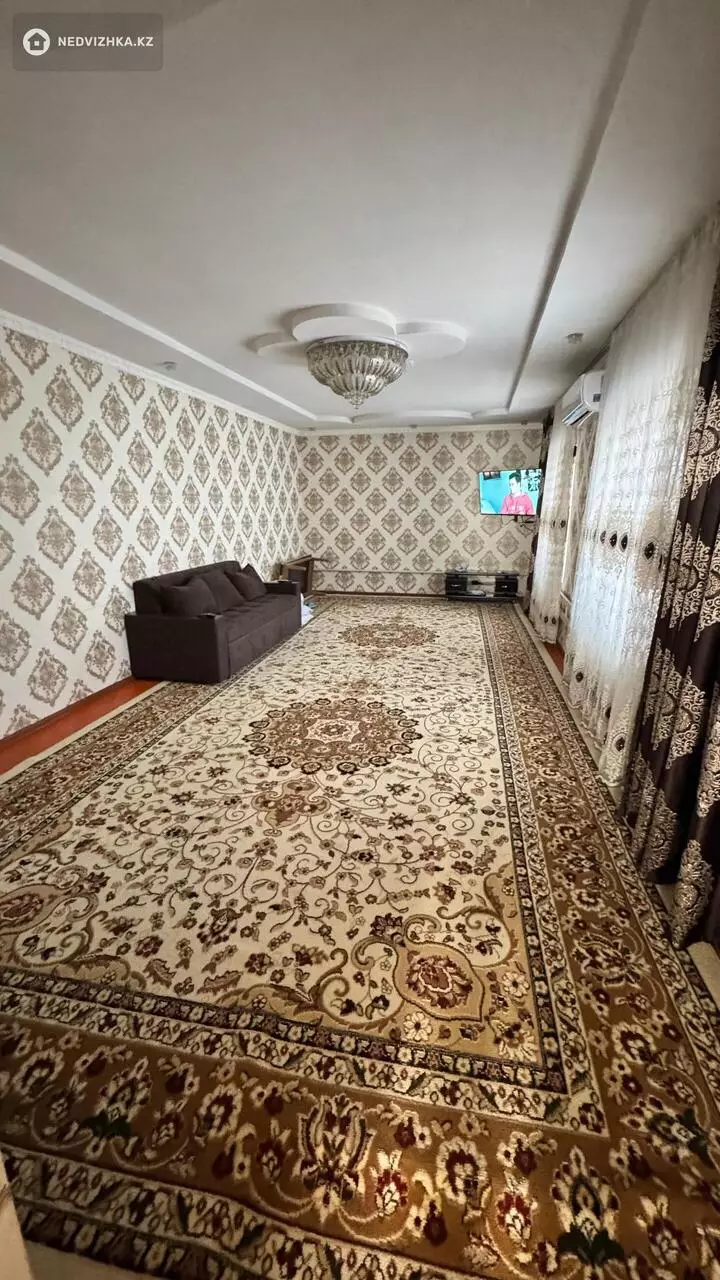 5-комнатный дом, 10 соток, 1 150 м²