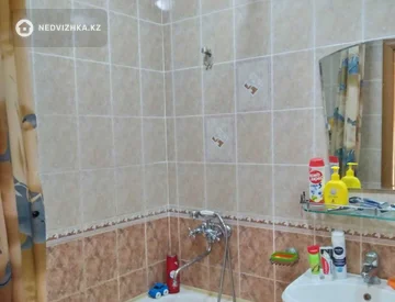 3-комнатная квартира, этаж 4 из 5, 80 м², миниатюра 3