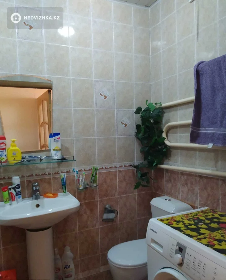 3-комнатная квартира, этаж 4 из 5, 80 м², фотография 4