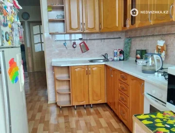 3-комнатная квартира, этаж 4 из 5, 80 м², миниатюра 7