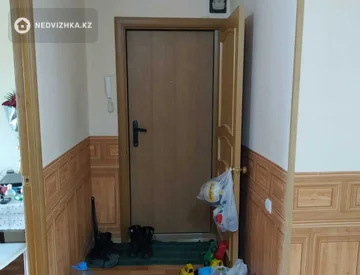 3-комнатная квартира, этаж 4 из 5, 80 м², миниатюра 8