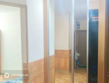 3-комнатная квартира, этаж 4 из 5, 80 м², миниатюра 9