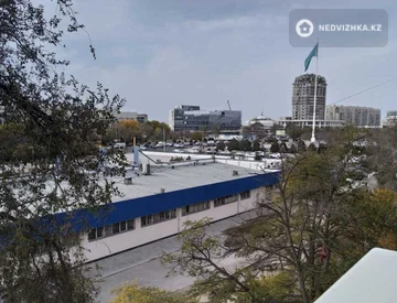 3-комнатная квартира, этаж 4 из 5, 80 м², миниатюра 11