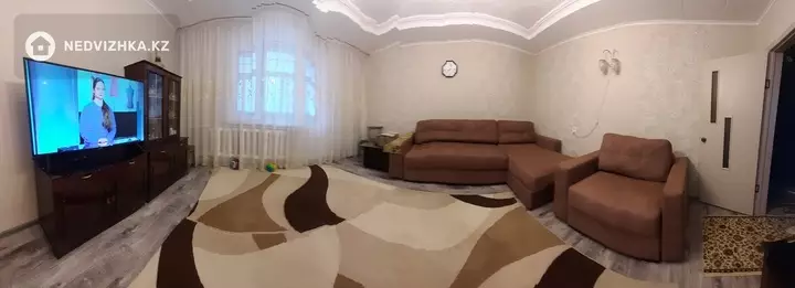 3-комнатная квартира, этаж 7 из 9, 64 м², фотография 2