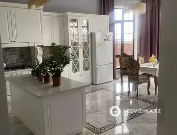 6-комнатный дом, 7 соток, 370 м², миниатюра 4