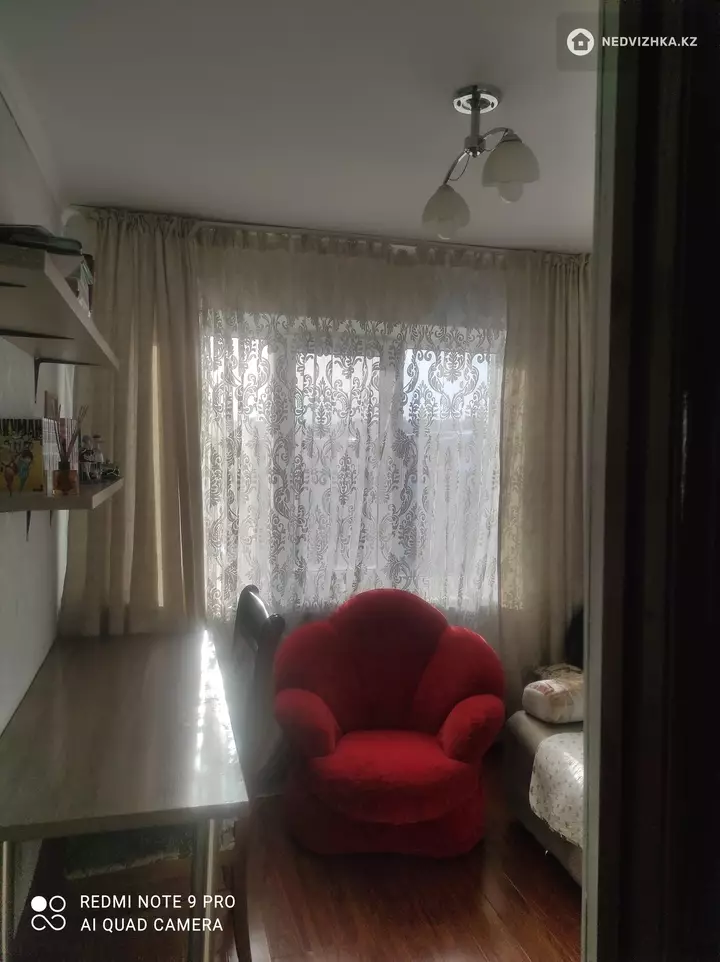 4-комнатная квартира, этаж 5 из 5, 61 м², фотография 5