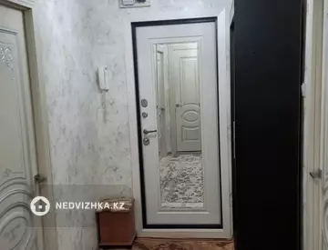 3-комнатная квартира, этаж 4 из 5, 65 м²