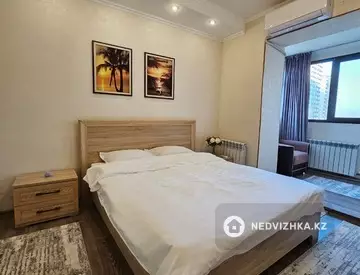 2-комнатная квартира, этаж 3 из 5, 44 м², Посуточно