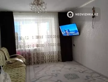 3-комнатная квартира, этаж 1 из 5, 60 м²