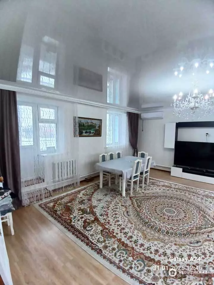 7-комнатный дом, 12 соток, 225 м², фотография 4