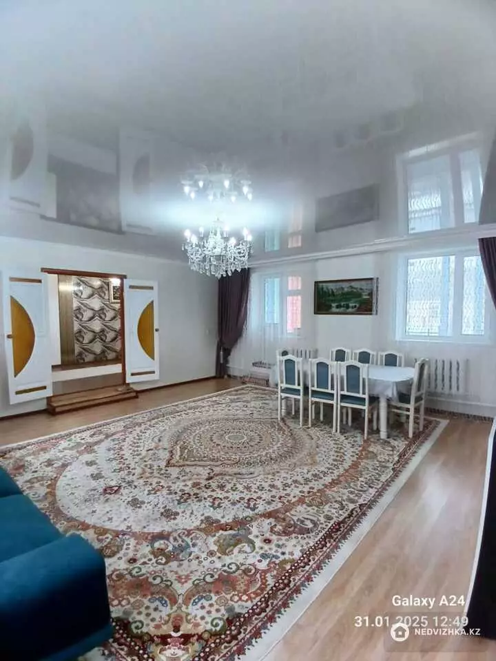 7-комнатный дом, 12 соток, 225 м², фотография 5