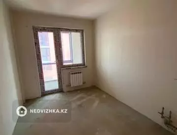 3-комнатная квартира, этаж 10 из 12, 88 м²