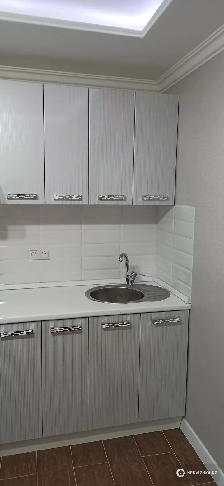 2-комнатная квартира, этаж 5 из 5, 52 м², фотография 5