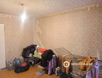 2-комнатная квартира, этаж 2 из 5, 48 м², миниатюра 2