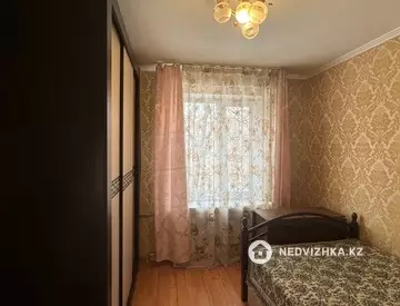 2-комнатная квартира, этаж 3 из 4, 42 м², На длительный срок, миниатюра 4