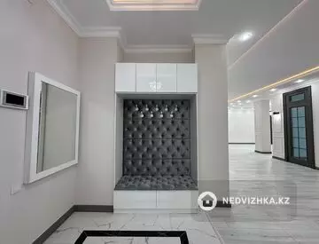 188.7 м², 3-комнатная квартира, этаж 1 из 10, 189 м², изображение - 13