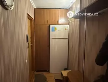 2-комнатная квартира, этаж 3 из 4, 42 м², На длительный срок, миниатюра 1