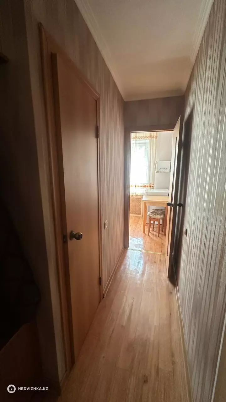 2-комнатная квартира, этаж 3 из 4, 42 м², На длительный срок, фотография 2