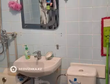 2-комнатная квартира, этаж 3 из 5, 45 м², миниатюра 6