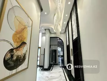 2-комнатная квартира, этаж 5 из 14, 75 м², миниатюра 5